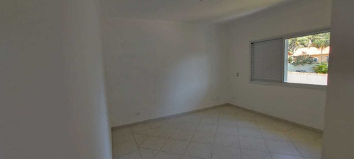 Imagem 14 de 14 de 2.000 M², Em Condomínio, 05 Suítes E Área De Lazer !!
