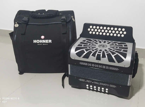 Acordeón Hohner Rey Vallenato Negro Nuevo Con Accesorios