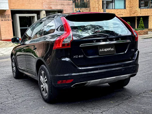 Volvo XC60 2.5 T5 Awd