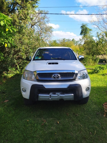 Toyota Hilux 3.0 Cd Srv Cuero I 171cv 4x4 4at 2011