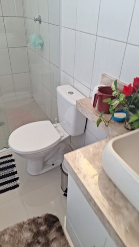 Casa 2 Dormitórios Sendo 1 Suite