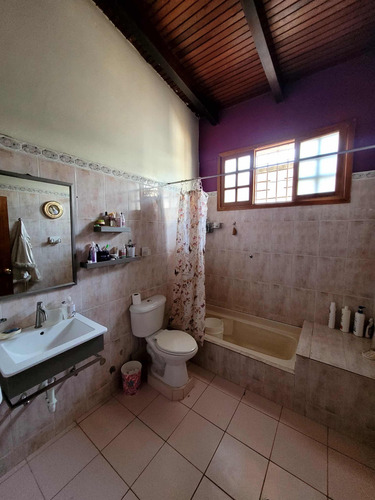 Se Vende Casa A Pie De Calle En Morro I En Lecheria