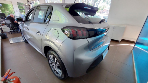 Imagen 24 de 25 de Peugeot 208 Feline Tiptronic 0km Az
