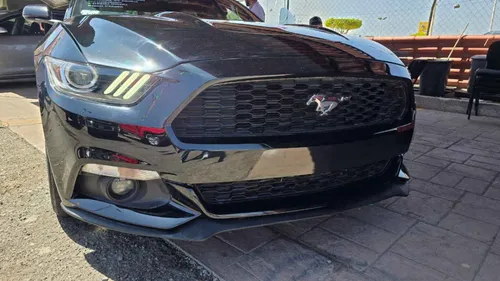 Ford Mustang 2p Coupé EcoBoost L4/2.3/T Aut
