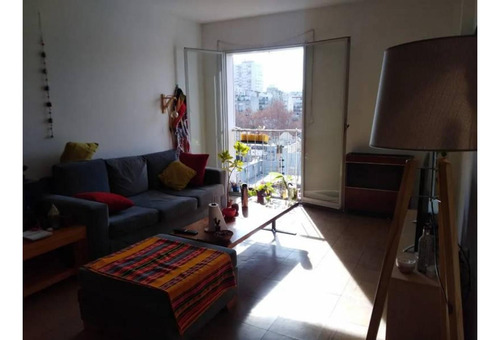 Venta De Departamento Con Gran Vista En Colegiales