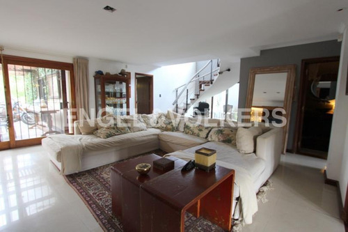 Hermosa Casa Reciclada En Carrasco