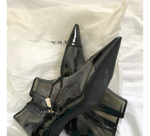 Bota Zara Ankle Boot Vinil Transparente Preta Bico Fino Nova