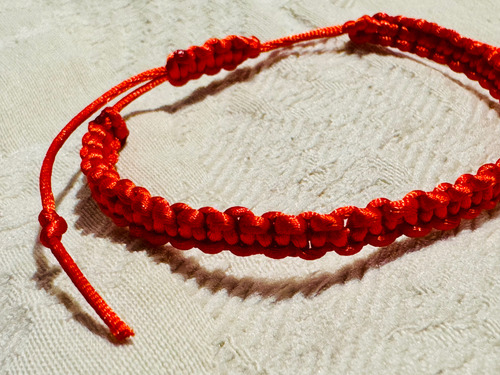 Pulsera Artesanal Tejida Hilo De Seda Unitalla Rojo 6 Cm 6 Cm
