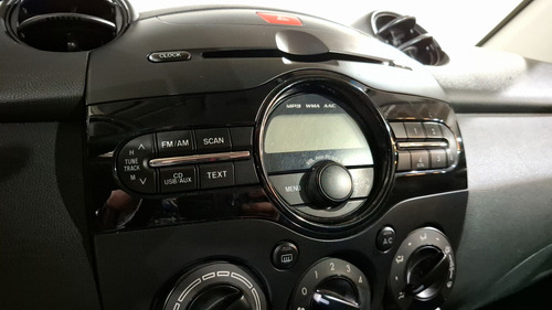 Mazda Mazda 2 1.5 TOURING TA