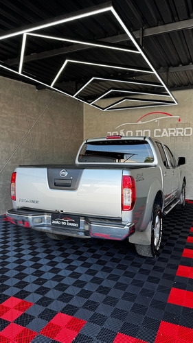 Nissan Frontier 2.5 S Cab. Dupla 4x4 4p