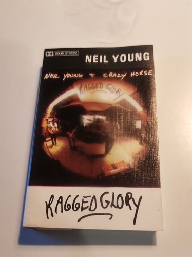 Neil Young + Crazy Horse Tagged Glory Casete Ed Uy 1990