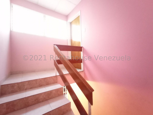 Imagen 22 de 30 de Casa En Venta En El Oeste De Barquisimeto Lara 0.4.2.4.5.9.3.7.5.4.2 Rent-a-house Centro Occidente Mls Código: 22-12384