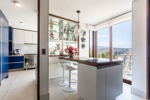 Casa Venta 5 Dorm. Excelente En Condominio En Lo Barnechea