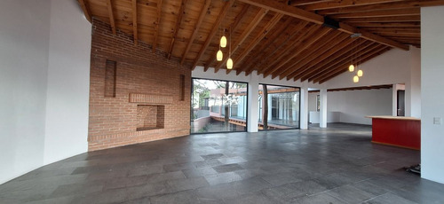 Renta Casa Nueva Con La Mejor Vista Al Lago De Valle De Bravo Desde Avándaro