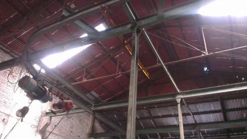 Local Industrial En La Teja