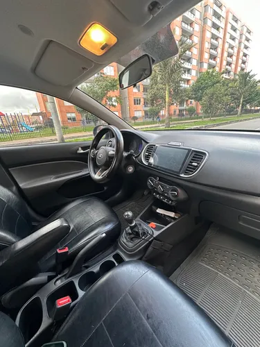 Kia Soluto 1.4L Lx 5Mt