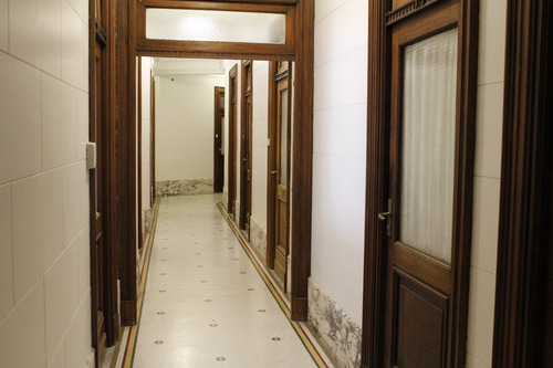 Imagen 7 de 23 de Excelente Oficina En Edificio Miguel Bencich, Emblemático De Buenos Aires.