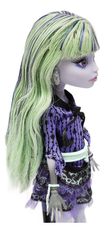 Monster High Twyla 13 Deseos (Usado)