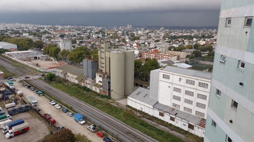 Imagen 2 de 28 de Oportunidad De Inversión, Departamento De 3 Ambientes Todo Externo Con Vista Panorámica En Excelente Zona A 2 Cuadras De La Avenida Luro