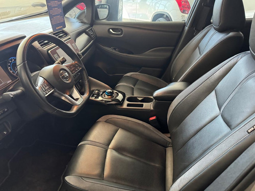 Nissan Leaf Exclusive