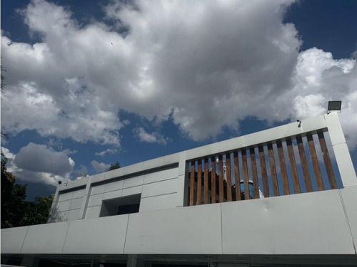 Se Alquila Casa Acondicionada Para Oficina 1006m2 Chuao 3597