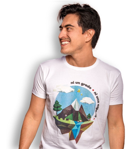 Imagen 2 de 2 de Combo Camiseta Hombre + Botilito