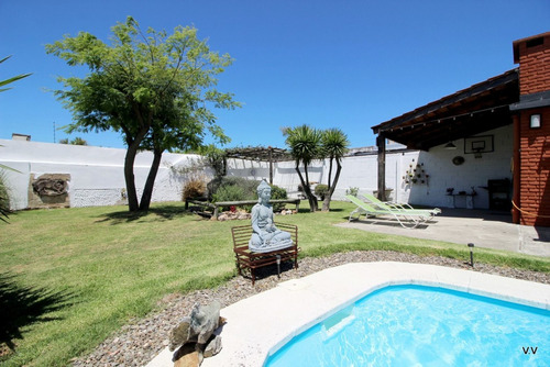 Casa 3 Dormitorios Con Piscina, Jardin Y Barbacoa