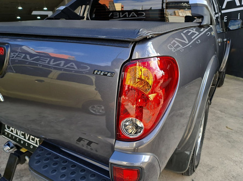 Imagem 4 de 19 de Mitsubishi L200 Triton 2.4 Hls 4x2 Cd 16v 2013