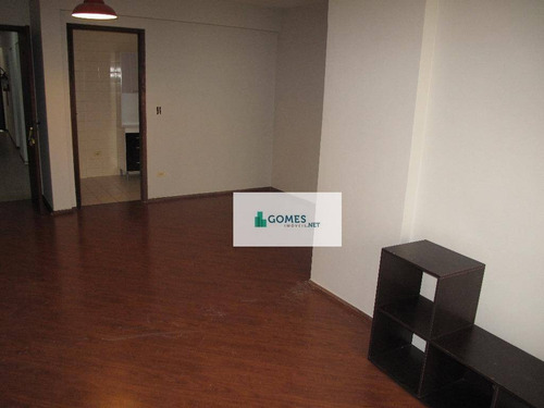 Apartamento Com 3 Dormitórios Para Alugar Por R$ 1.300,00/mês - Jardim Botânico - Curitiba/pr - Ap0131