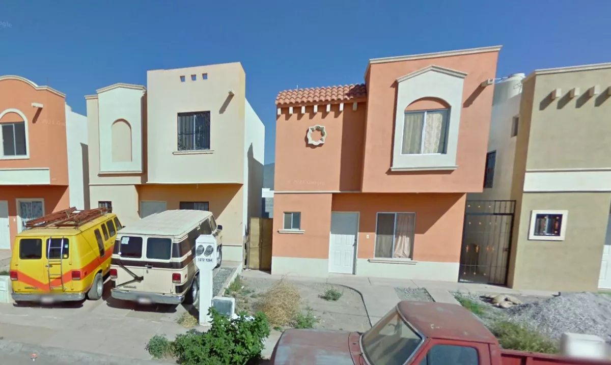 (remate Bancario) Hermosa Casa Ubicada En Calle Museo Del Desierto , Saltillo 2000 , Saltillo - Dbao
