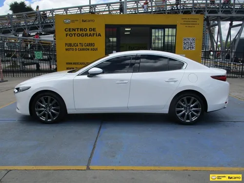 Mazda 3 GRAND TOURING LX 2500CC AT AA
