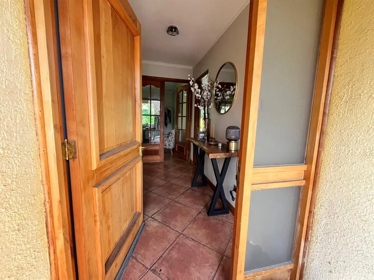Imagen 2 de 29 de Casa En Venta De 5 Dorm. En Talca Sector Las Rastras