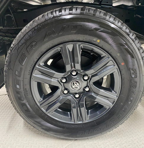 Imagen 7 de 11 de Toyota Hilux Sr T/m 2021 Nueva De Agencia