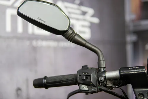 Bajaj Pulsar 180 Fi Neon 2023