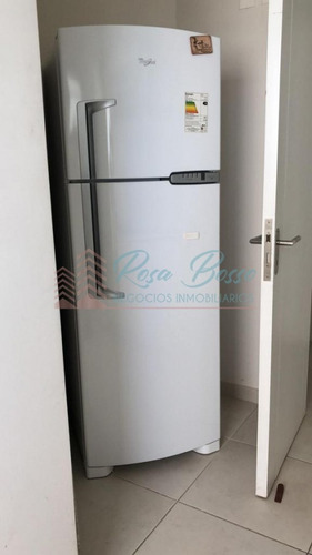 Apartamento En Brava, 1 Dormitorio Alquiler Anual- Ref: 2527