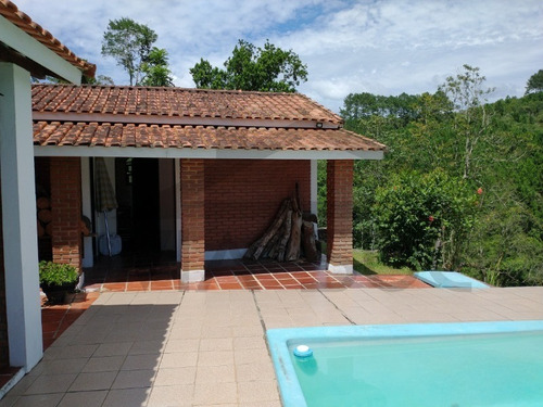Imagem 16 de 30 de Um Belíssimo Recanto Com Casa No Alto Da Colina Com Vista Panorâmica!!! - 16 - 69196525