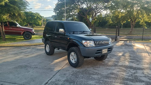 Imagen 3 de 11 de Toyota Meru