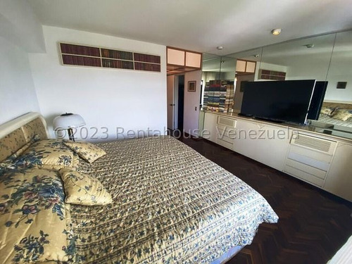 Bello Y Muy Amplio Apartamento Con La Mejor Vista Sobre El Valle De Caracas En Alquiler En Santa Eduvigis Vi Mls #24-7470