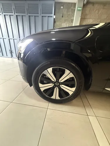 Volvo XC60 2.0 T8 Plus