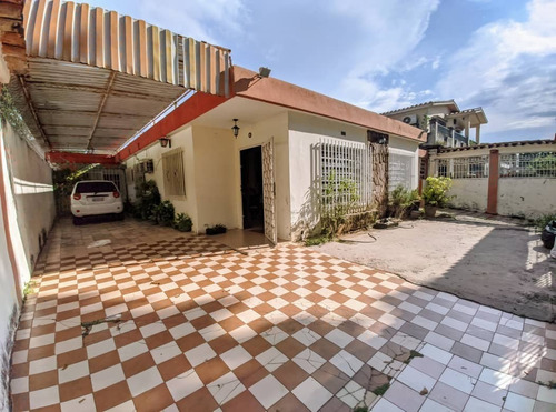 Imagen 9 de 11 de Mariano Urbina Vende Casa En El Trigal Centro Valencia Hsc-003