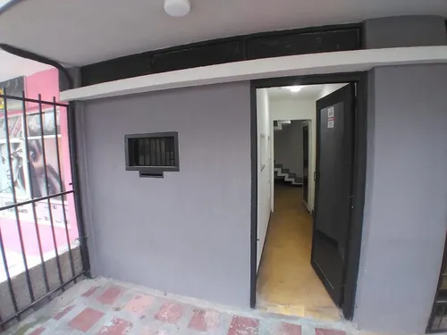 Oficina En Arriendo En San Vicente. Cod A10545