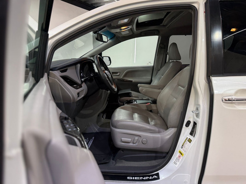 Toyota Sienna 3.5 Xle Piel At