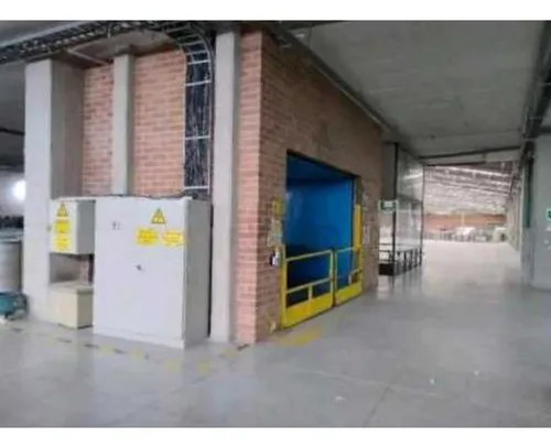 Bodega En Arriendo Sector Montevideo,bogota