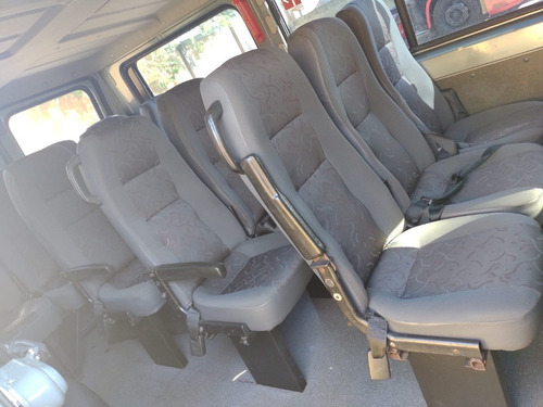 Imagem 10 de 15 de Van Peugeot Boxer M330m 23s Diesel 15+1 Lugares Ano 2011