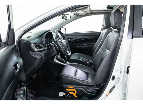Toyota Yaris Sedán 1.5 16V FLEX SEDAN XLS MULTIDRIVE