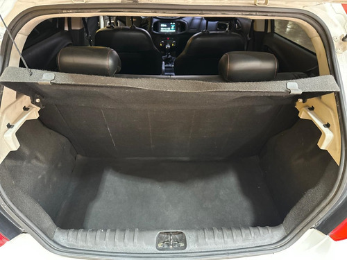 Chevrolet Onix 1.4 MPFI LTZ 8V FLEX 4P MANUAL