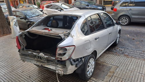 Renault Symbol 1.6 Confort