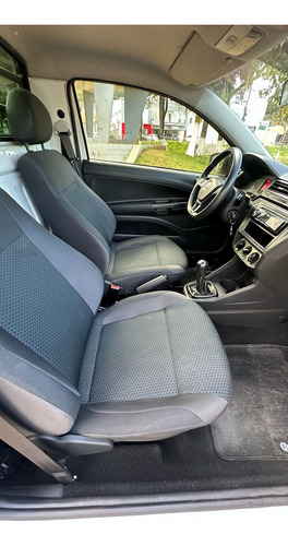 Volkswagen Saveiro 1.6 Robust Cab. Simples 16v Total Flex 2p