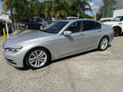 Imagen 2 de 11 de 2019 Bmw 750ia Excellence