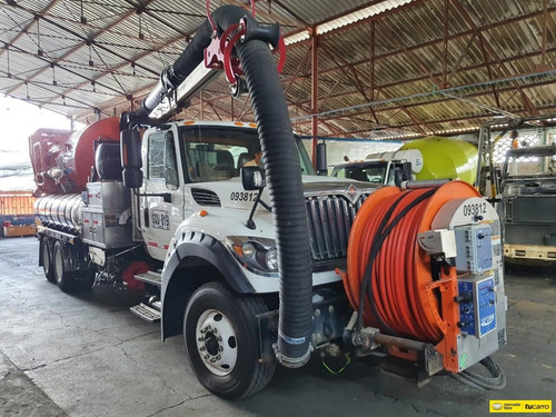 International Vactor 2100
